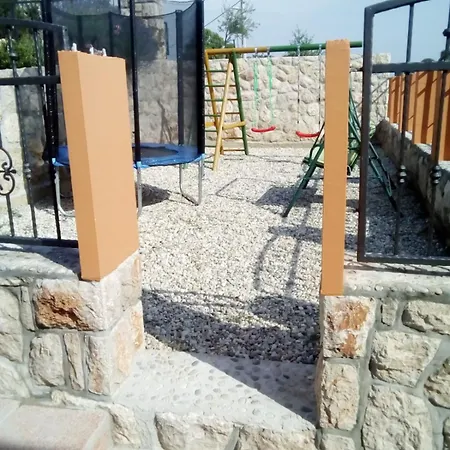 Mirjana Apartmán Tribanj-Kruscica